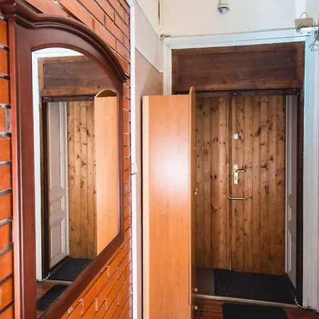 Apartment комфортні 2х кімнатні в ближньому центрі *